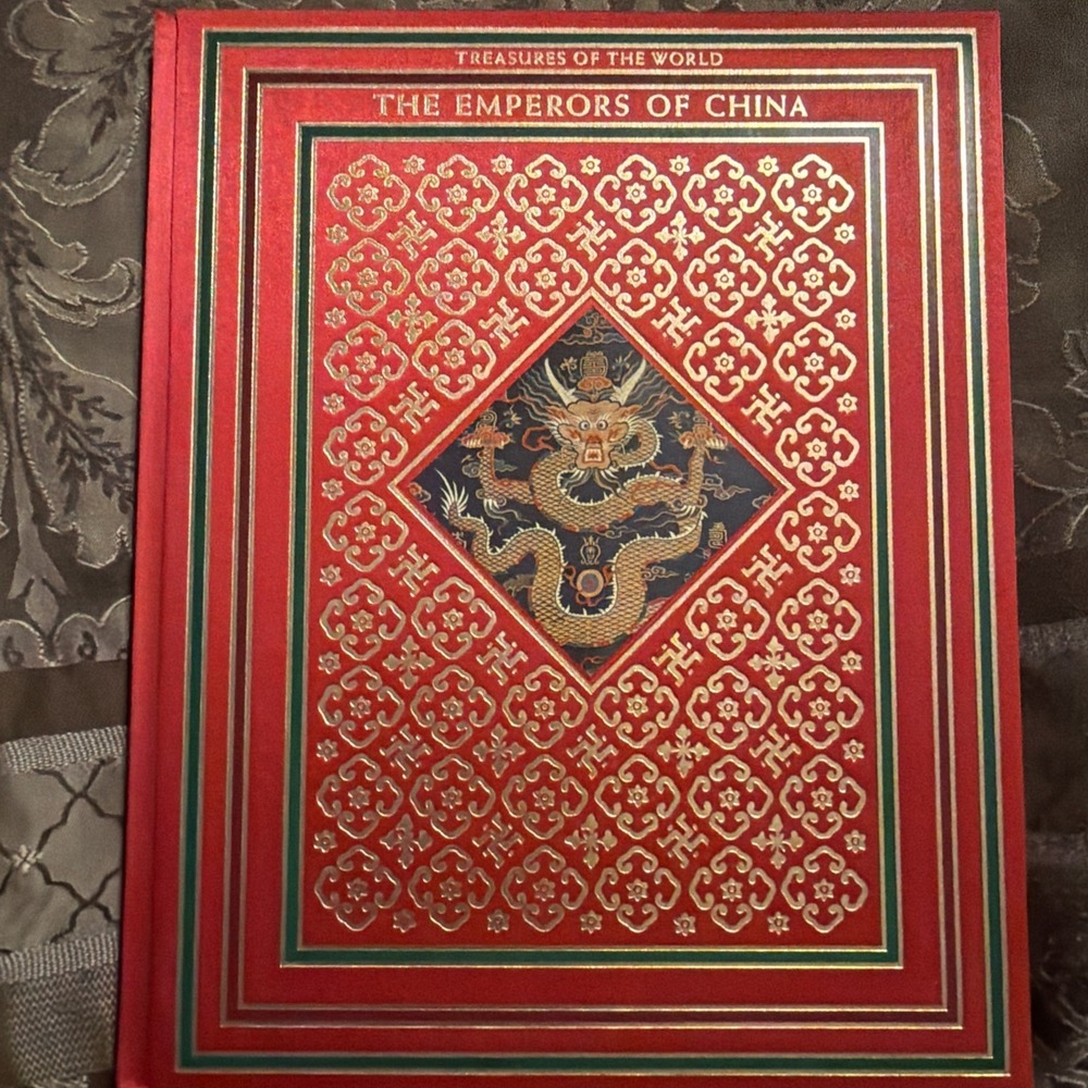 THE EMPERORS OF CHINA Treasures of the World Stonehenge Silk Hard Cover book vtg